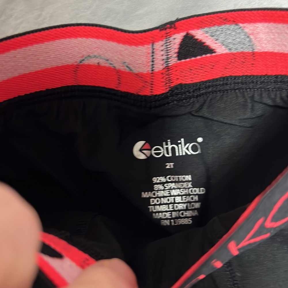 ‎Ethika - Picture 7 of 8